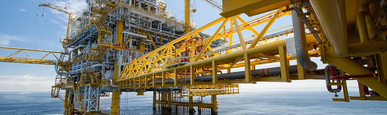 Offshore oil and gas production platform